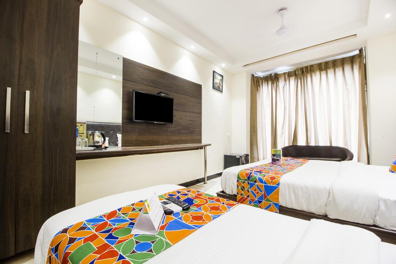 Fabexpress Le Continental Paharganj New Delhi Hotel Kültér fotó