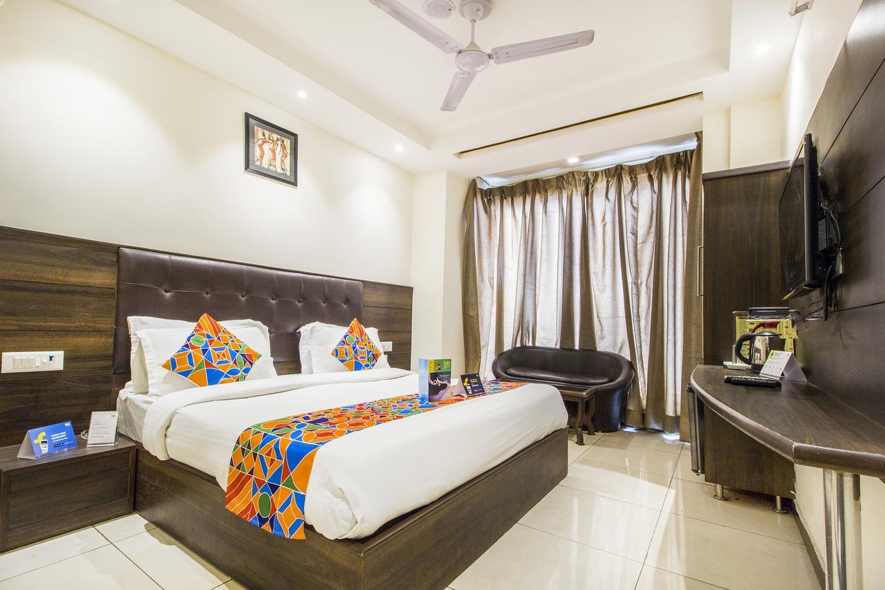 Fabexpress Le Continental Paharganj New Delhi Hotel Kültér fotó