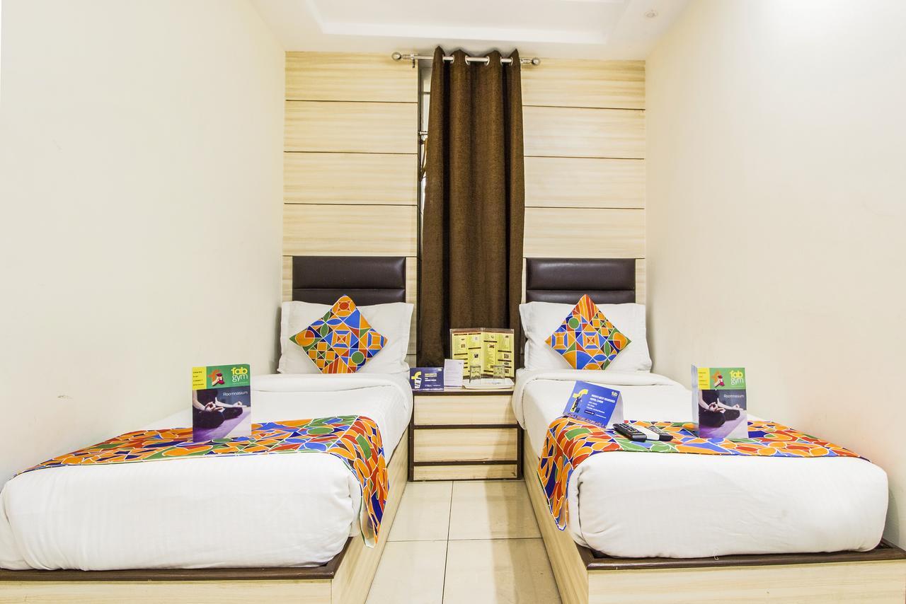 Fabexpress Le Continental Paharganj New Delhi Hotel Kültér fotó
