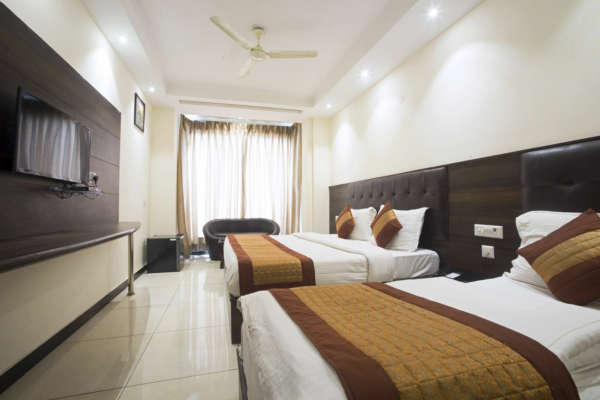 Fabexpress Le Continental Paharganj New Delhi Hotel Kültér fotó